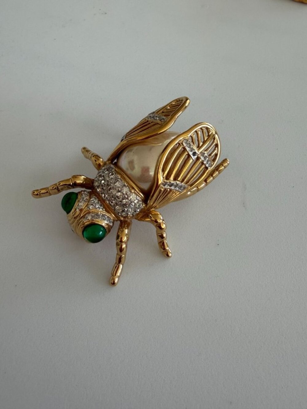VOGUE BIJOUX Gold Tone Rhinestone Fly Bug Pin Brooch